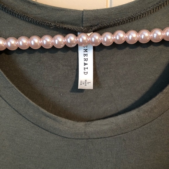 Button Top - Picture 2 of 2